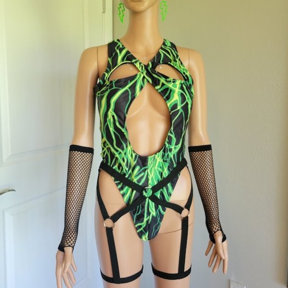 acidlipgloss Tops - Green Lightning Bolt Rave Fit + Accessories NWOT
